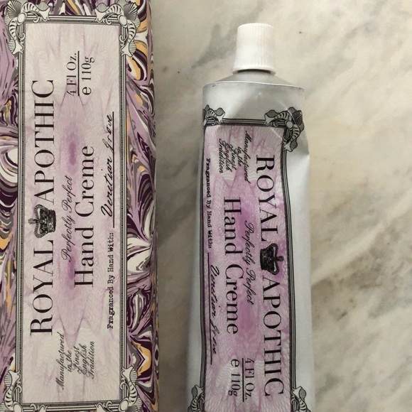 Royal Apothic Hand Creme - Picture 3 of 6